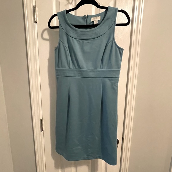 *DONATED* LOFT | Women’s Dress | High Circle Boat Neck Style - Picture 1 of 3